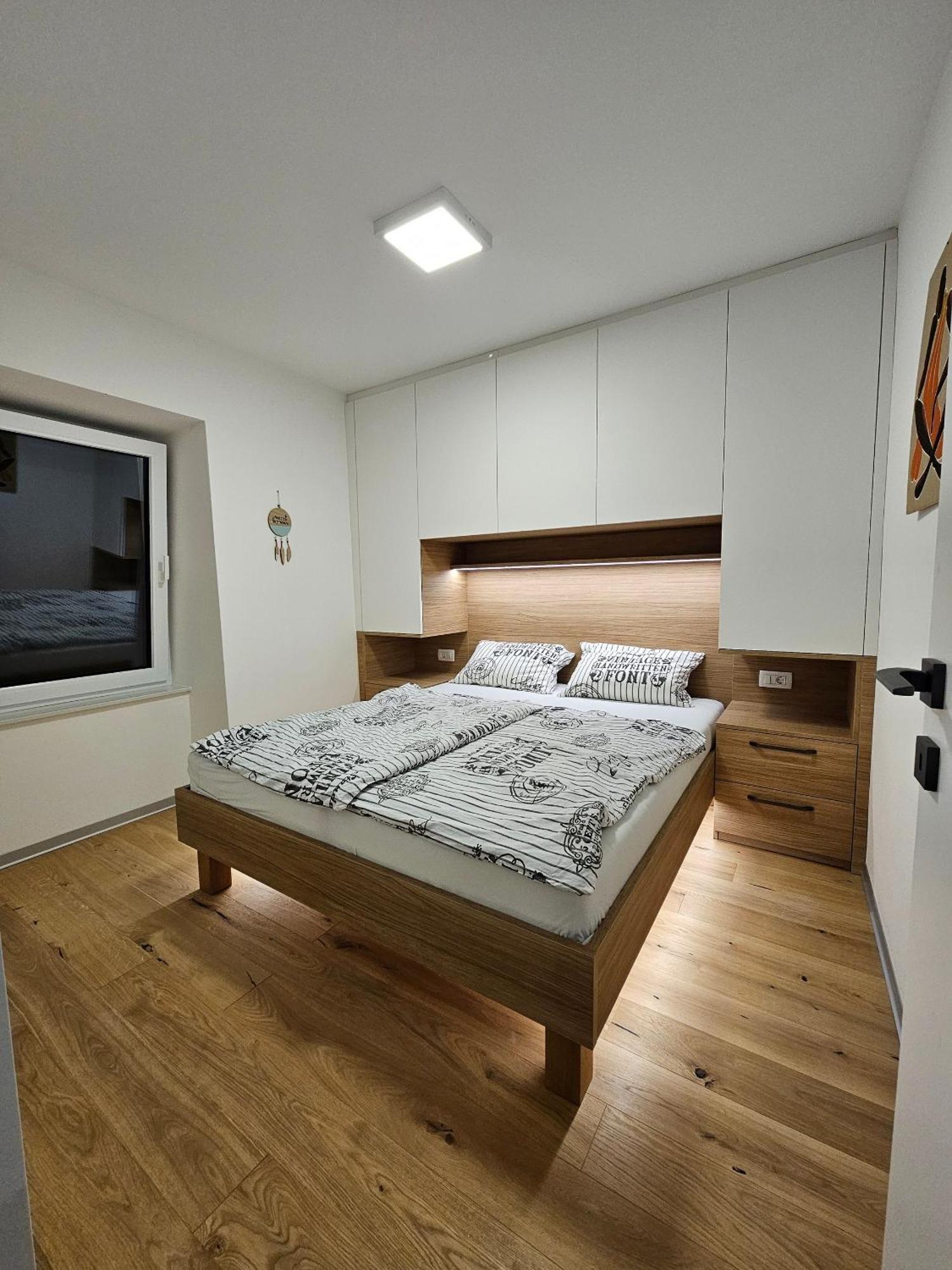 Seaview Apartment Mirjam With Jacuzzi Πορτορόζ Εξωτερικό φωτογραφία